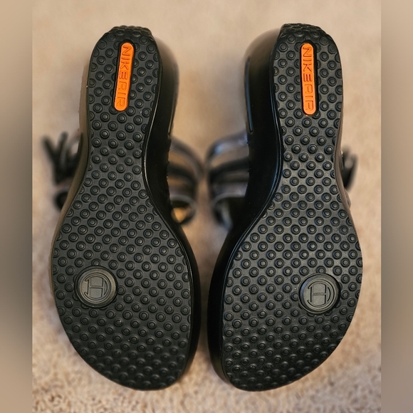 Cole Haan NikeAir sandals - Picture 3 of 5